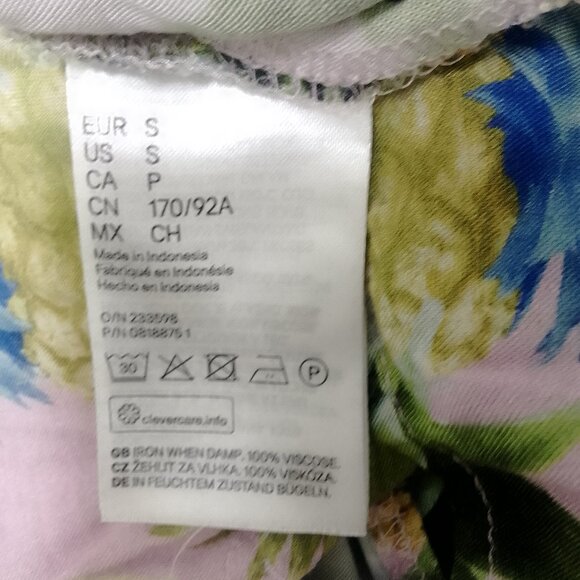 Divided, H&M, Spongebob Squarepants Short Sleeved Men's, Buttoned Top - Picture 3 of 6